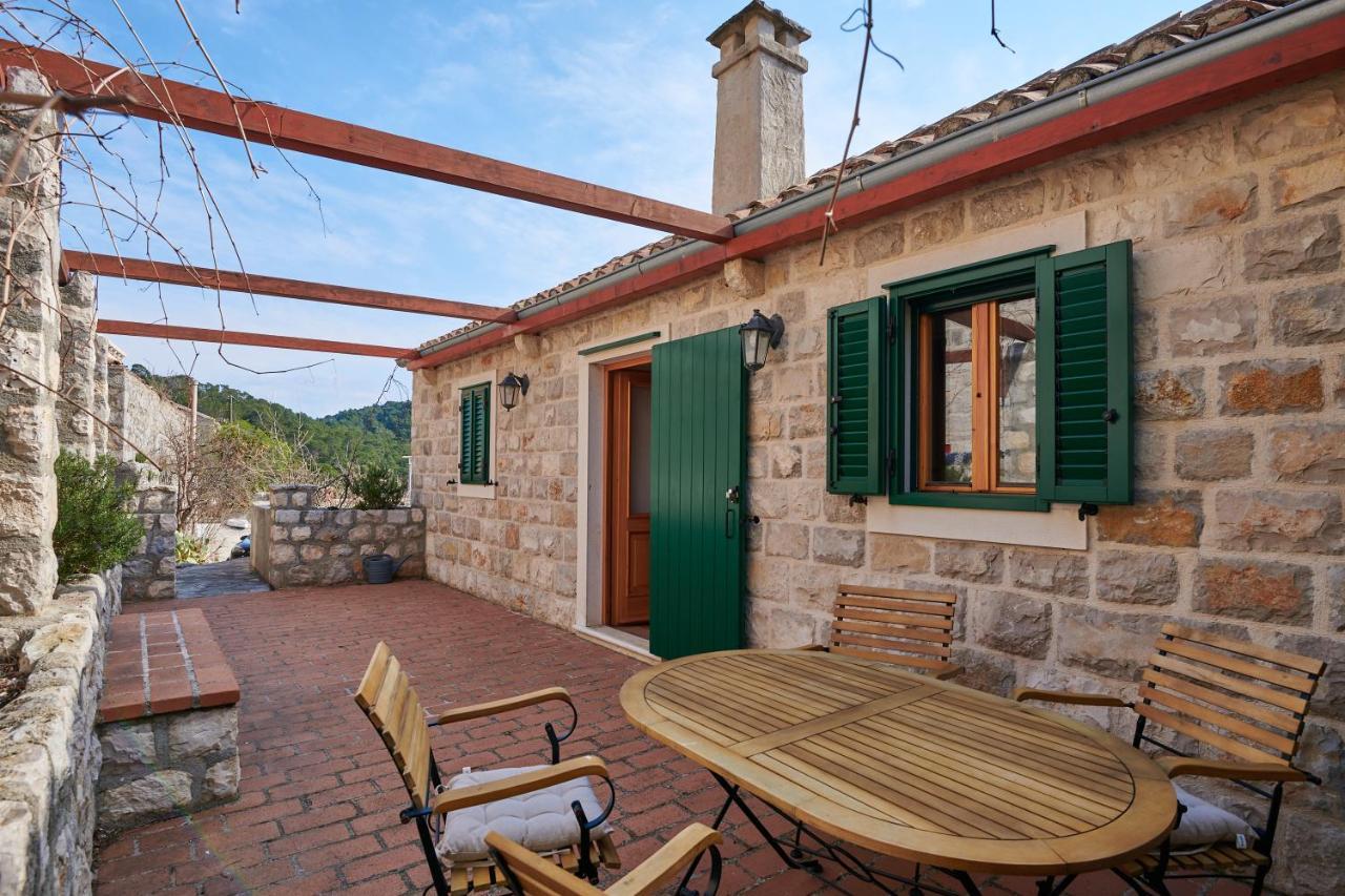 Park Cottage Govedari Exterior photo